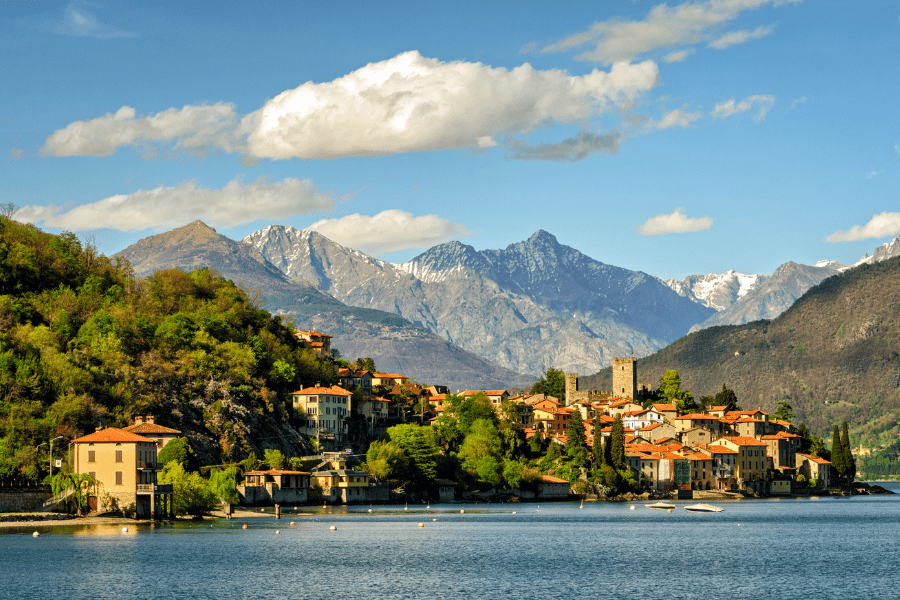 Lake Comonear Milan in Italy