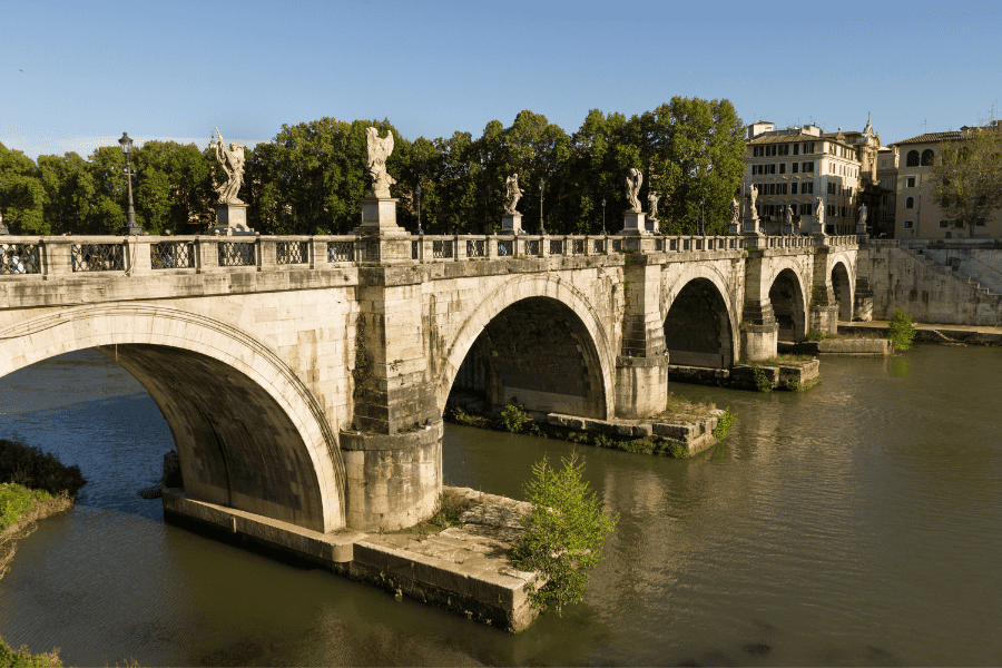 Ponte Sant Angelo over Tiber river