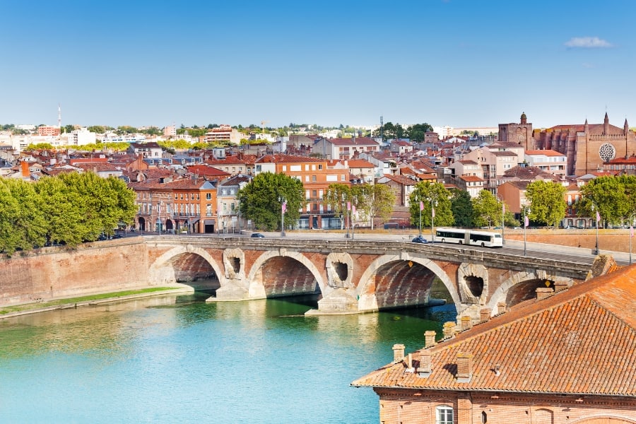 Garonne River & Pont Neuf Bridge in Toulouse