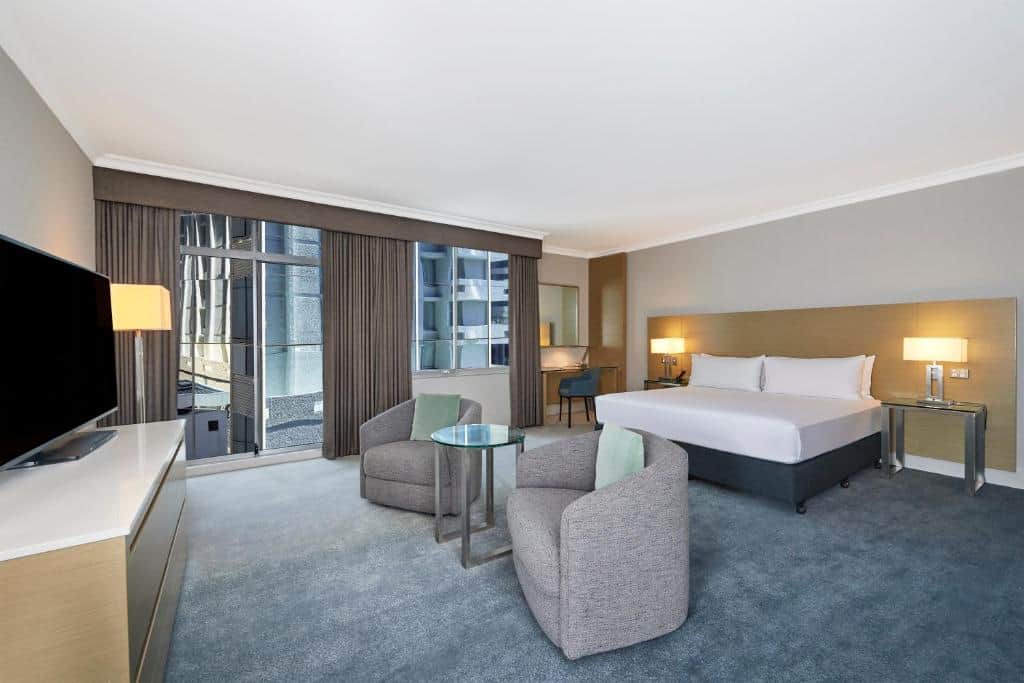 Parmelia Hilton Perth deluxe room