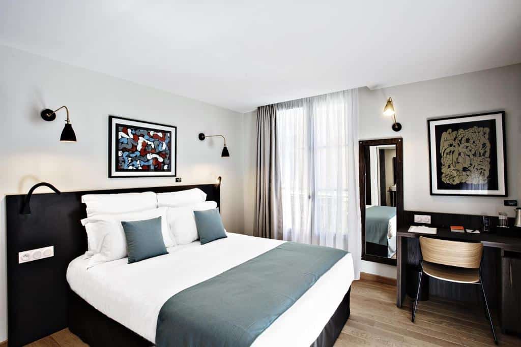 Villa du Taur hotel room