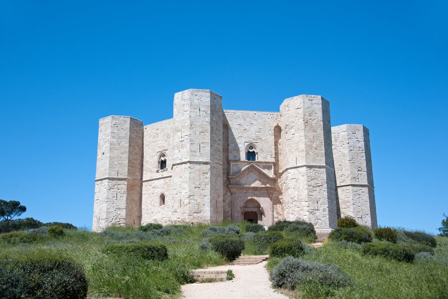 Castel del Monte in Puglia