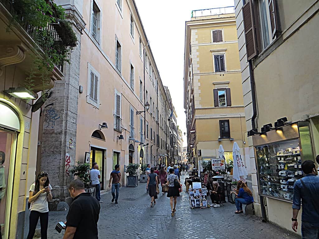 Via dei Giubbonari shopping in Rome