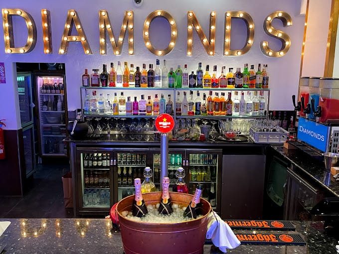 Bar Diamonds – Yumbo Centre Maspalomas