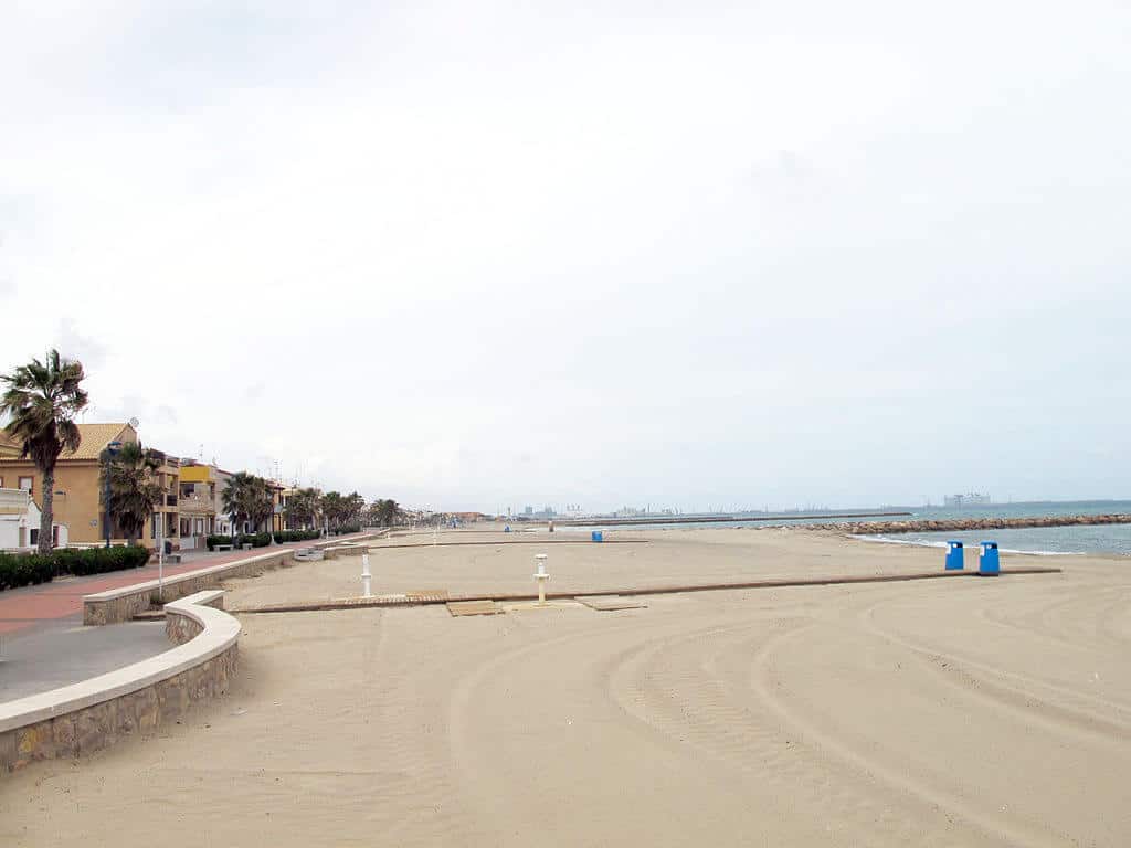Puçol Beach (Platja Puçol) – Valencia