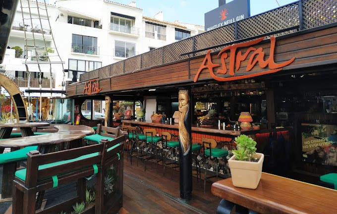 Astral Cocktail Bar - Marbella