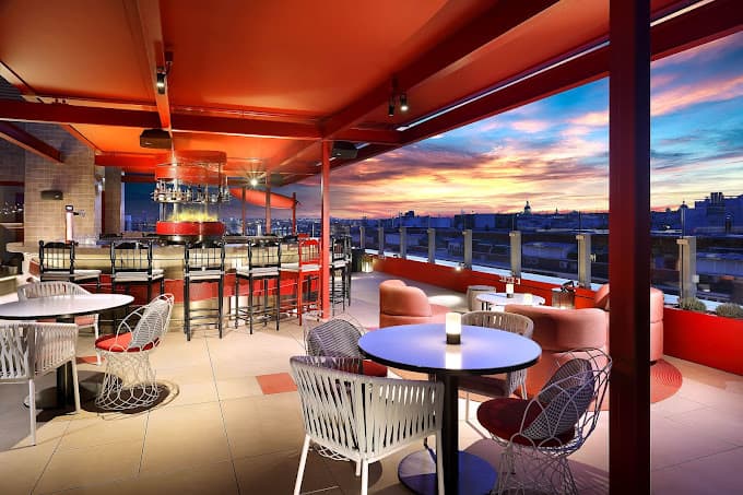 RT60 rooftop bar by Hard Rock Hotel Madrid