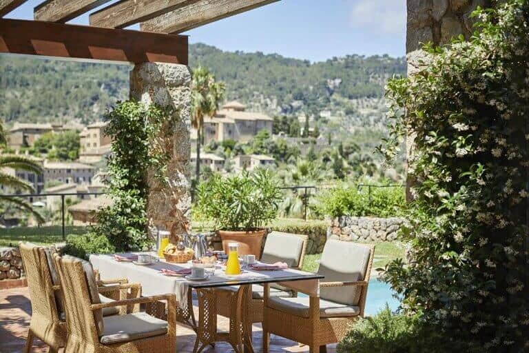 Belmond La Residencia terrace