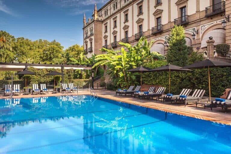 Hotel Alfonso XIII Seville pool