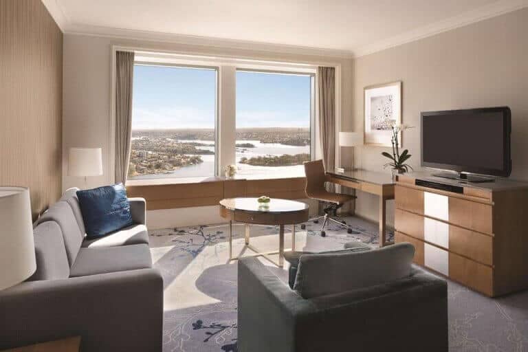 Shangri-La Sydney suite