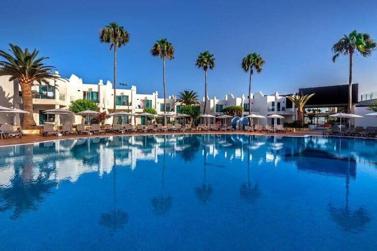 Barceló Corralejo Sands swimming pool