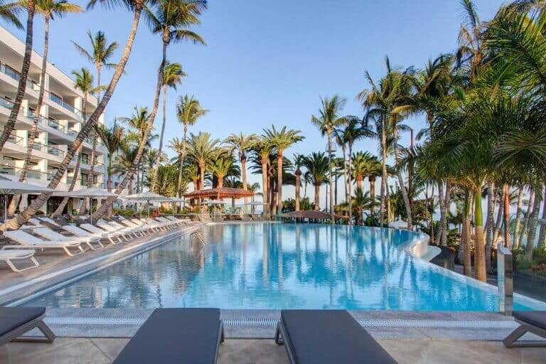 Hotel Fariones Lanzarote outdoor pool