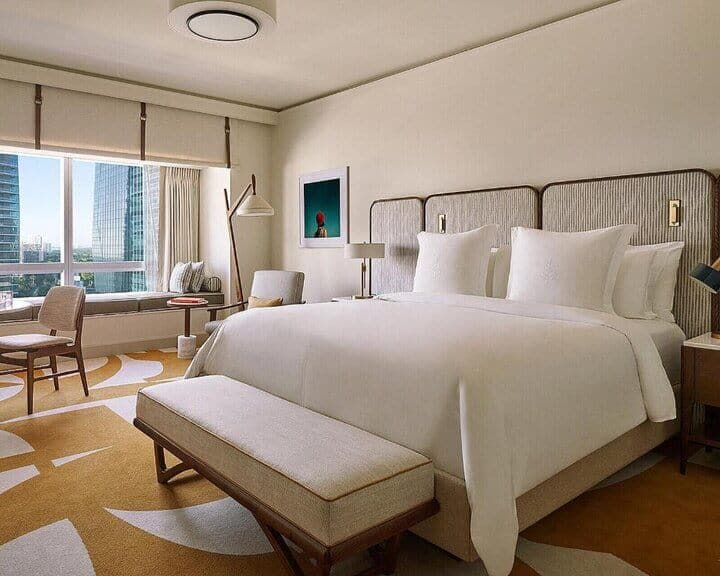 Four Seasons Hotel Miami room